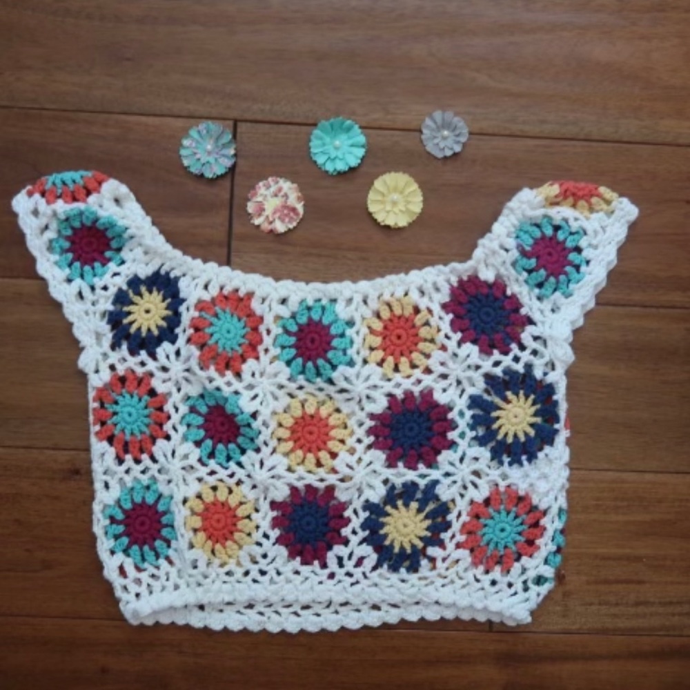 Flower Crochet Crop Top